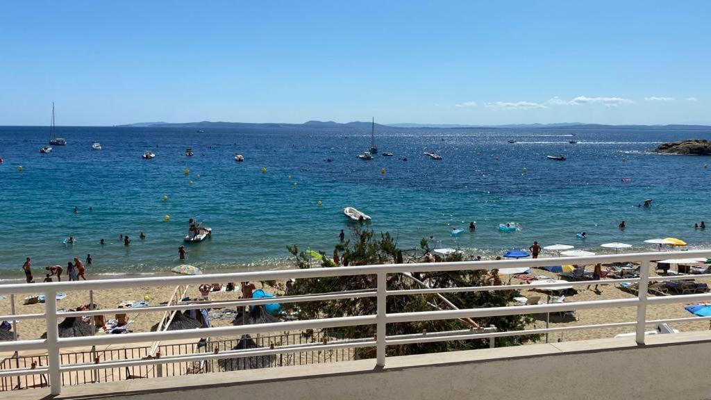 Verones 1B Roses Dış mekan fotoğraf
