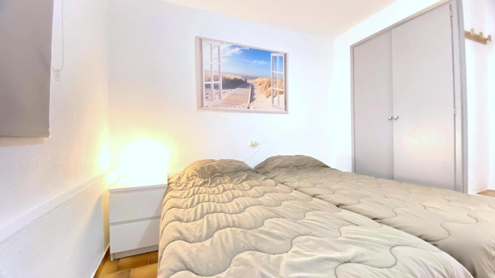 Verones 1B Roses Dış mekan fotoğraf